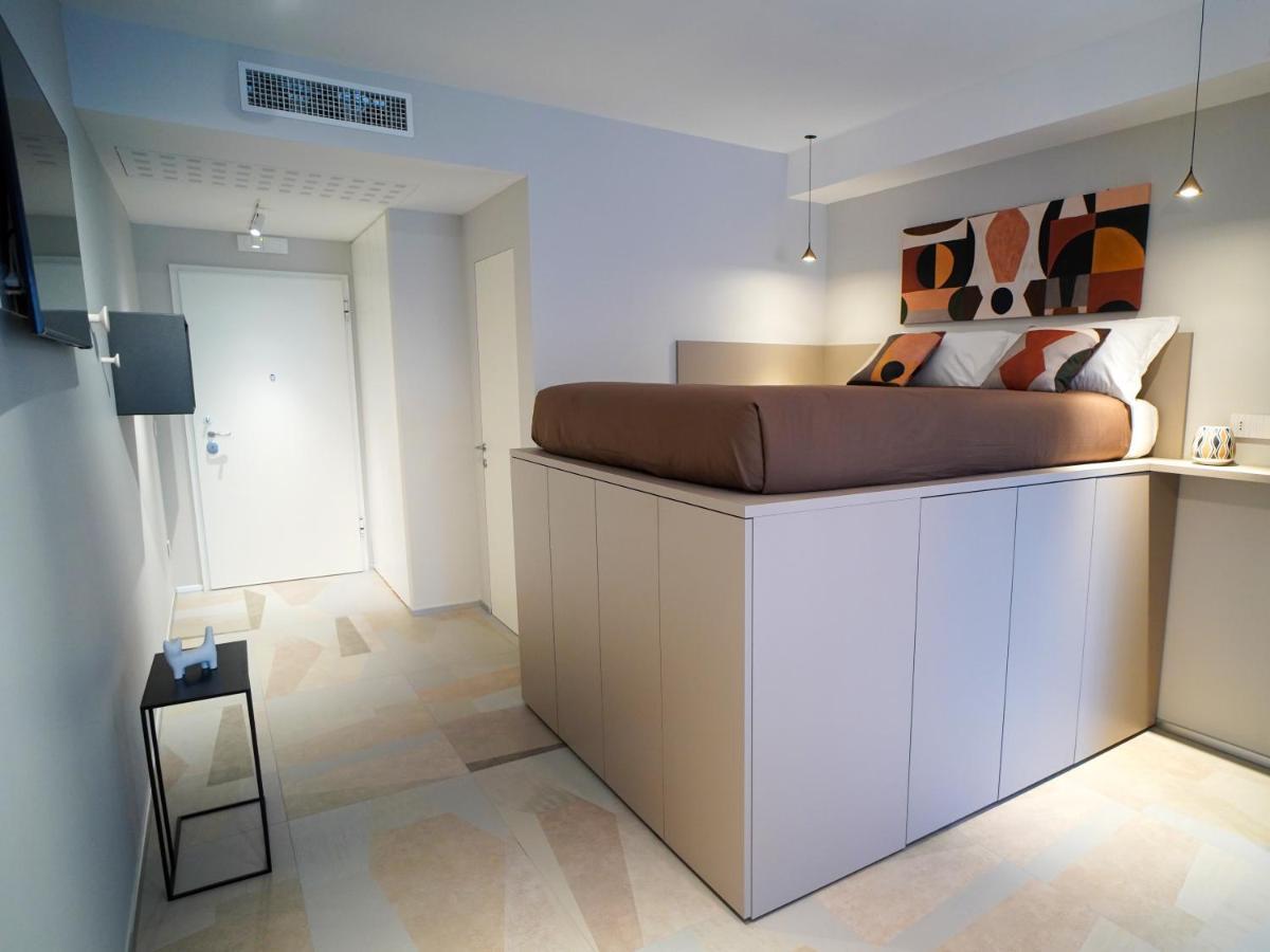 La Perla Di Bari - Private Parking Apartman Kültér fotó