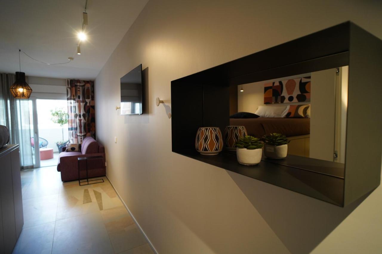 La Perla Di Bari - Private Parking Apartman Kültér fotó