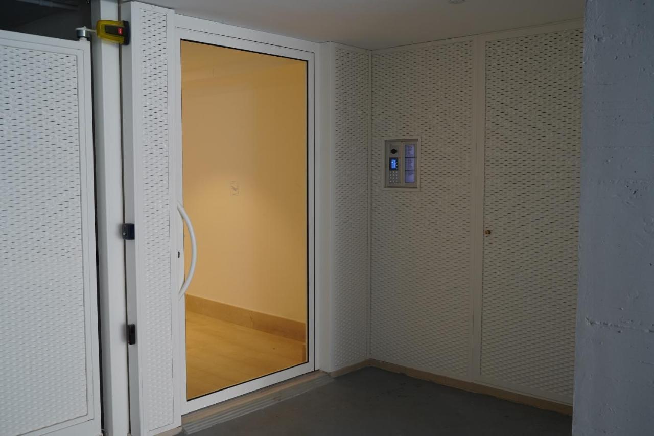 La Perla Di Bari - Private Parking Apartman Kültér fotó
